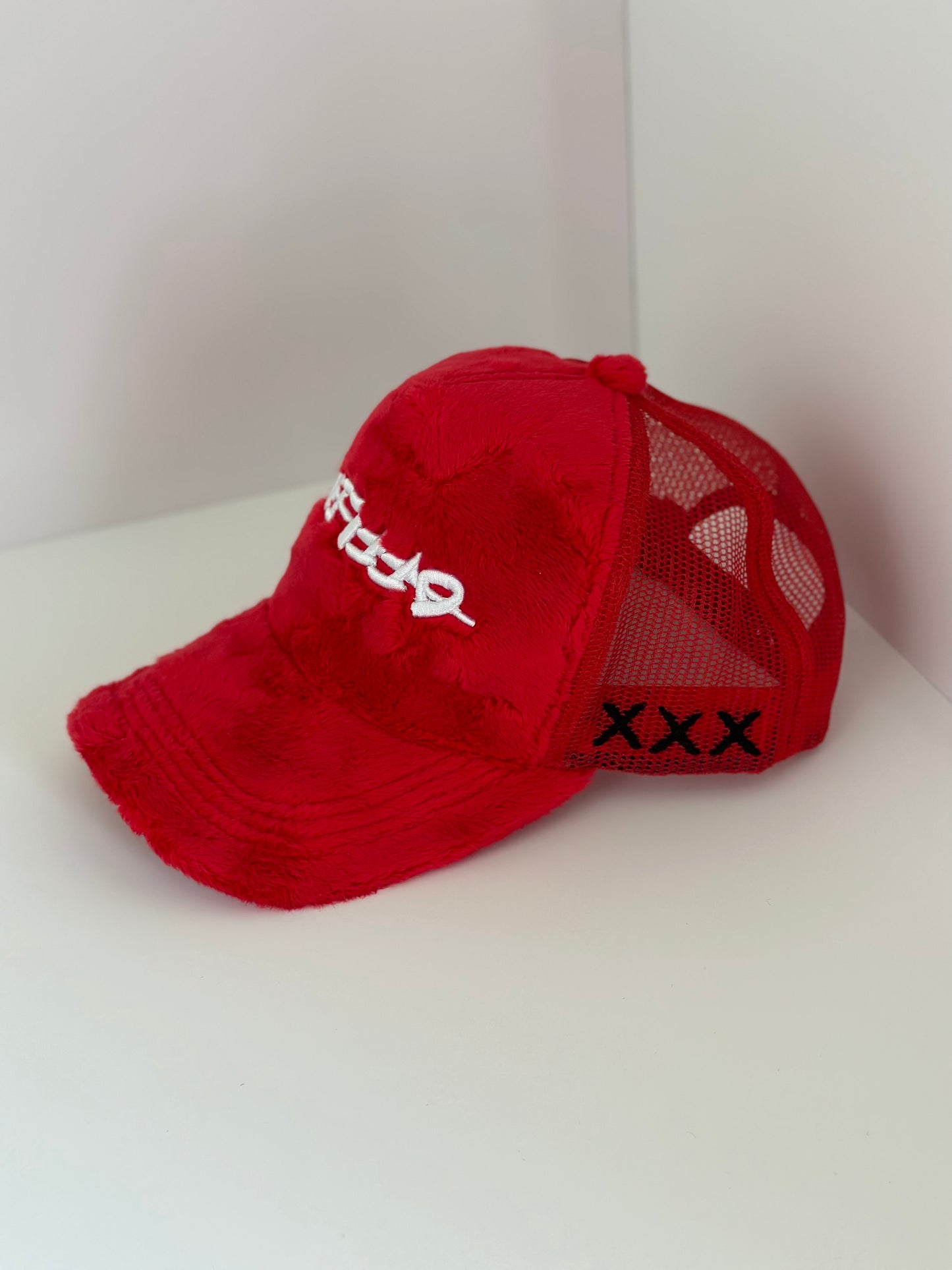 'OFFLINE FUR upside down logo